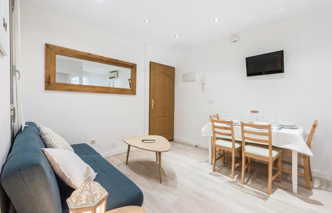 Apartamento White And Blue Madrid